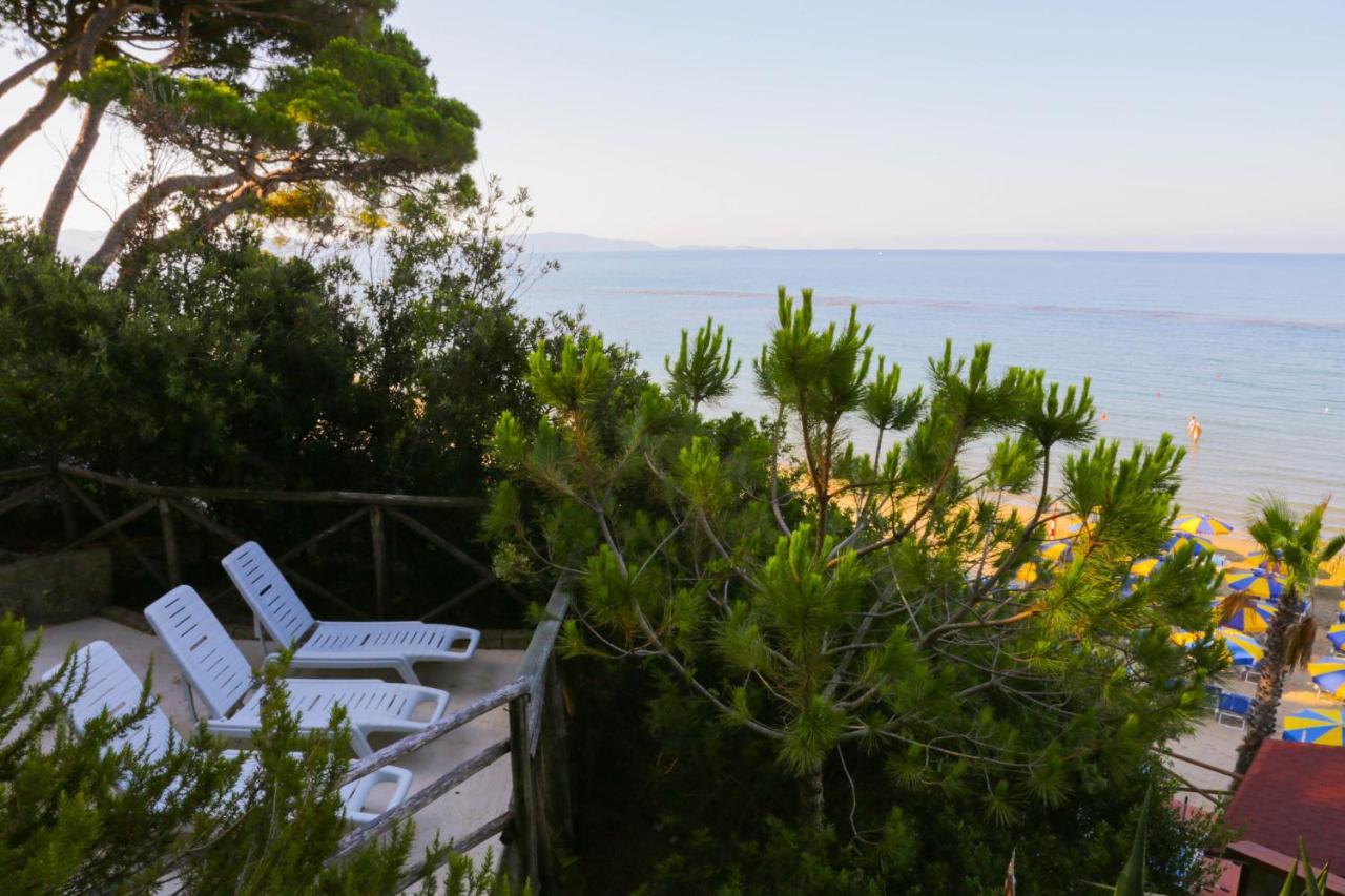 Hotel Giardino Follonica Exteriör bild
